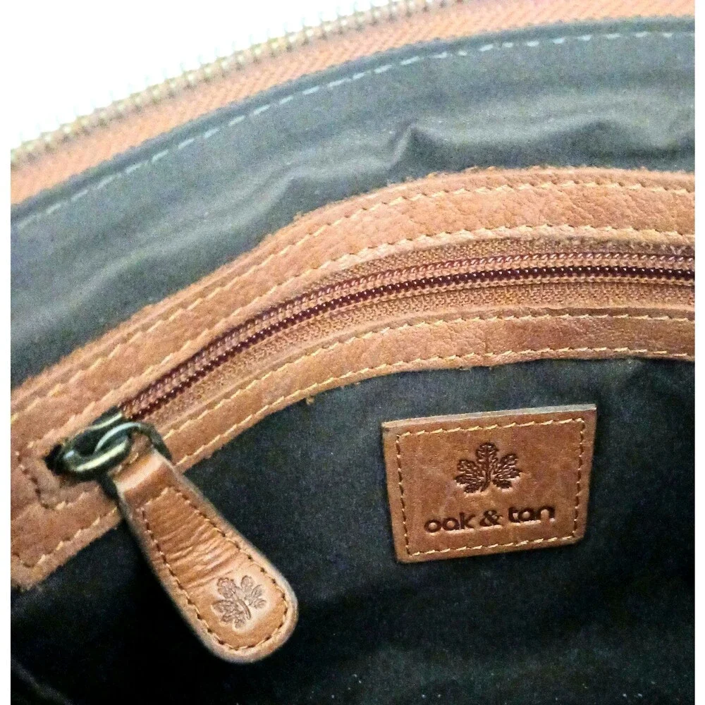 Oak & Tan Cognac Pebbled Leather Crossbody 3 Zippered Compartments Adj Strap